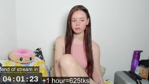 only_sarah1 online show from 05/18/26, 10:04