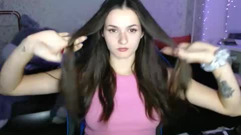 Amalia online show from 10/28/25, 06:21