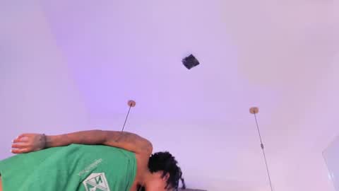 Only online show from 04/08/26, 03:06