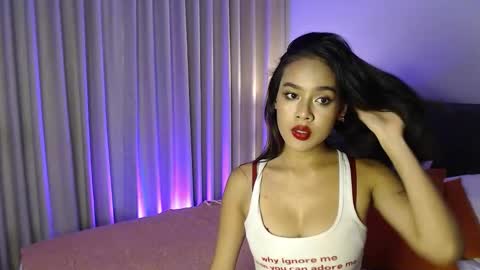 Snapshot of onlylilypeach chatting on 10/08/25, 10:02 Lily Peach - online show from 10/08/25, 10:02