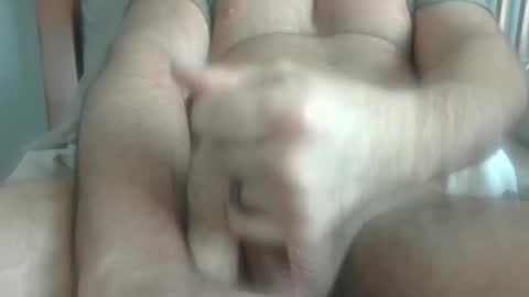 Snapshot of onlylooking4 chatting on 12/15/24, 02:16 onlylooking4 online show from 12/15/24, 02:16