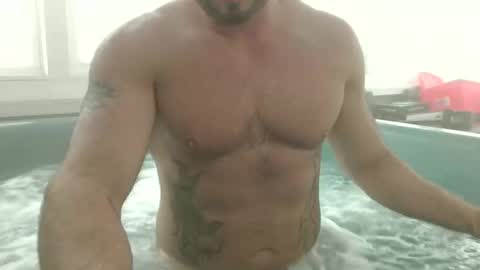 Snapshot of onlylooking4 chatting on 03/01/26, 05:37 onlylooking4 online show from 03/01/26, 05:37