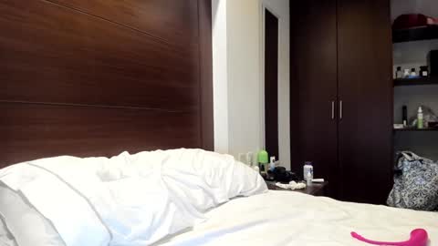 Snapshot of onlysergio chatting on 12/21/24, 01:36 Sergio online show from 12/21/24, 01:36