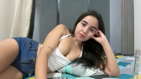 Snapshot of onlythem777 chatting on 06/07/26, 11:19 PAREJA LATINA JOVEN MUY CACHONDOS online show from 06/07/26, 11:19