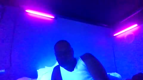 Snapshot of onlytruemrbilyeu29 chatting on 03/29/26, 12:49 TrueBilyeu29 online show from 03/29/26, 12:49