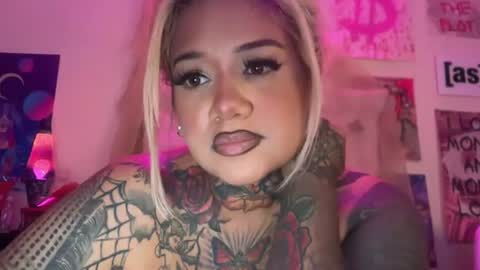 Avery Lee online show from 07/10/26, 04:53