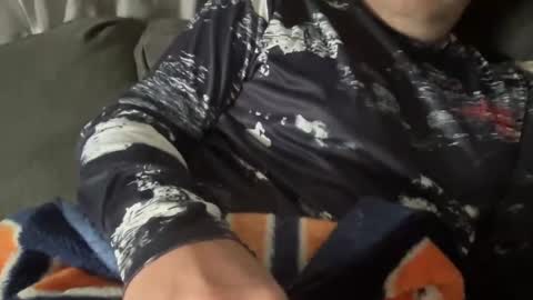 Snapshot of onthedlhere chatting on 12/20/24, 04:14 onthedlhere online show from 12/20/24, 04:14