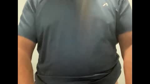 Snapshot of onthedlhere chatting on 09/23/25, 01:58 onthedlhere online show from 09/23/25, 01:58