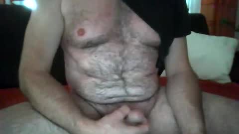 ooehot online show from 10/17/25, 01:57