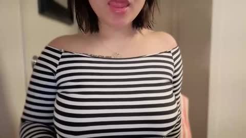 Miss Girly online show from 04/16/26, 08:48