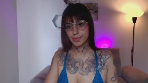 juanita online show from 07/27/26, 03:30