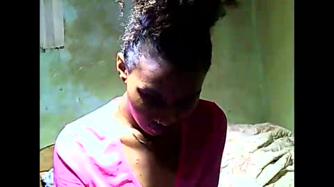 oolyette online show from 12/04/25, 07:11