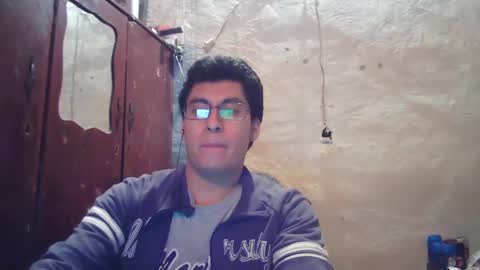 oomaurooo online show from 12/23/24, 12:35