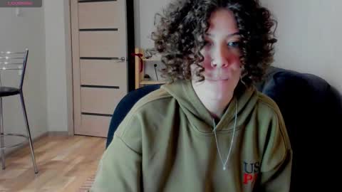 Britney online show from 02/16/26, 12:18