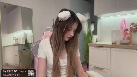 Nancy online show from 04/18/26, 07:29