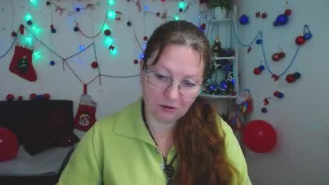 Vanessa online show from 12/19/25, 06:31