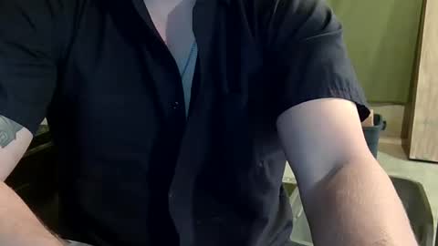 Snapshot of open_torequest chatting on 10/21/25, 07:14 open_torequest online show from 10/21/25, 07:14