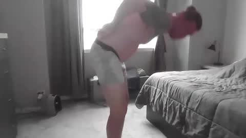 Snapshot of open_torequest chatting on 11/25/25, 08:09 open_torequest online show from 11/25/25, 08:09