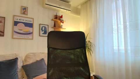 ophelia blue online show from 01/12/26, 12:54