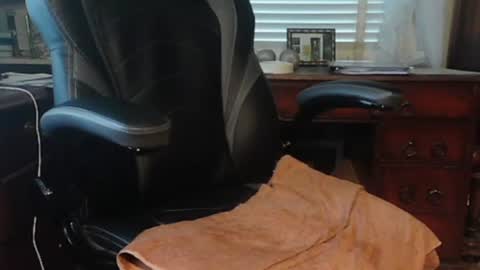 Snapshot of oral4u_1956 chatting on 06/26/26, 10:41 oral4u 1956 online show from 06/26/26, 10:41