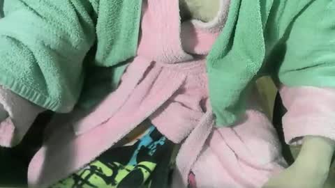 Ore online show from 12/01/25, 05:01