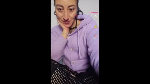 Snapshot of oriana_111 chatting on 04/20/26, 03:53 oriana_111 online show from 04/20/26, 03:53