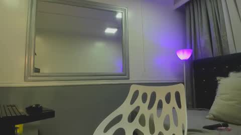 Oriana  online show from 02/21/26, 11:00