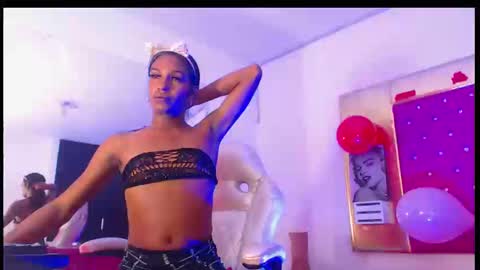 Snapshot of orianadollx chatting on 12/18/24, 04:28 Oriana online show from 12/18/24, 04:28