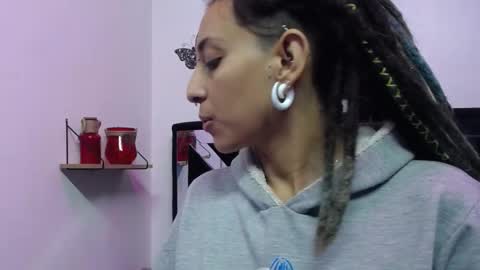 Snapshot of orianna_bodmod chatting on 12/13/24, 08:20 ORIANNA online show from 12/13/24, 08:20