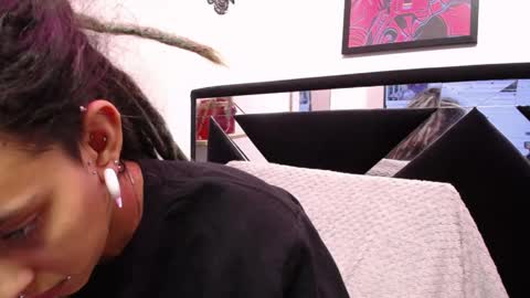 Snapshot of orianna_bodmod chatting on 01/03/25, 04:22 ORIANNA online show from 01/03/25, 04:22