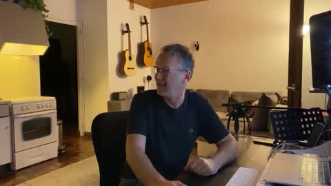 orimalike online show from 02/22/25, 09:26