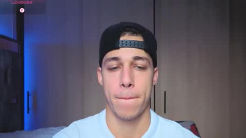 Orionblaze 69  online show from 11/27/25, 09:06