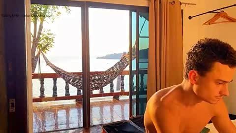 Fansly and Instagram -  online show from 12/19/25, 10:44