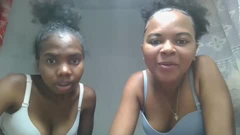 ornellahhh online show from 10/07/25, 08:17