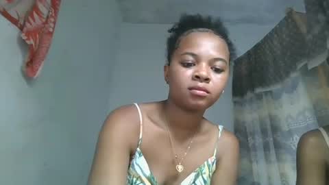 ornellahhh online show from 10/26/25, 10:36