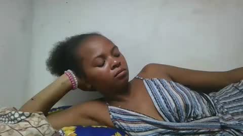 ornellahhh online show from 11/14/25, 10:47