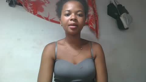 ornellahhh online show from 11/16/25, 01:55