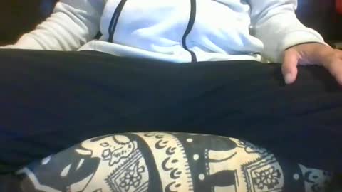 ornytologist online show from 10/21/25, 06:36