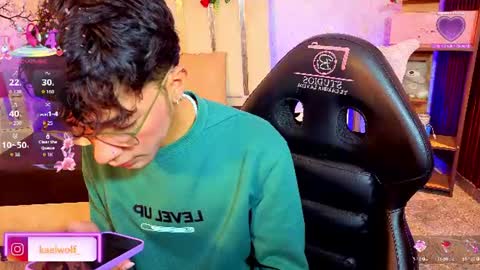 osamu_tay online show from 06/10/26, 04:34