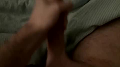 Snapshot of oscar180 chatting on 11/08/25, 05:12 oscar180 online show from 11/08/25, 05:12