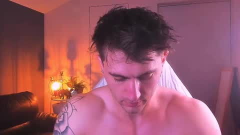 Snapshot of oscar_miller_ chatting on 10/12/25, 09:03 Oscar online show from 10/12/25, 09:03