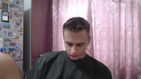 Snapshot of oscar_sssky chatting on 10/15/25, 07:41 Oscar online show from 10/15/25, 07:41