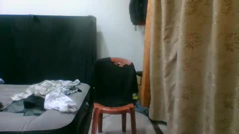 Snapshot of oscarjhe3512 chatting on 11/02/25, 04:59 oscarjhe3512 online show from 11/02/25, 04:59