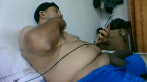 oscarjhe3512 online show from 05/19/26, 01:56