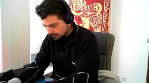 Snapshot of oscarleo chatting on 03/12/26, 12:33 the venetian online show from 03/12/26, 12:33