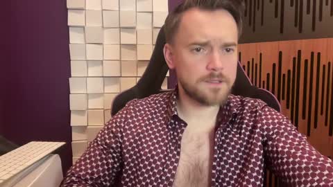 Oscar Steel Savage online show from 01/28/25, 12:47