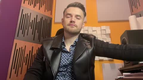 Oscar Steel Savage online show from 02/05/25, 07:20