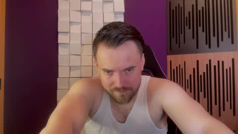 Oscar Steel Savage online show from 03/01/25, 08:21