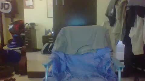 Snapshot of oshaka chatting on 10/28/25, 09:02 HappyGrower online show from 10/28/25, 09:02