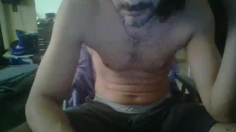 Snapshot of oshaka chatting on 11/02/25, 01:46 HappyGrower online show from 11/02/25, 01:46